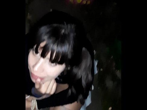 ❤️ Tänaval paisunud peenise vastu kommi eest ❤️ Pornovideo at et.hentaisaturn.ru ﹏